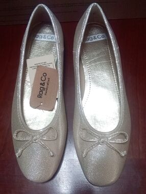 Rag & Co Gold Ballet Flats Sz 8 New NWT  $59